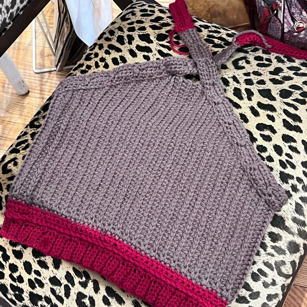 Stylish Knit Crop Top - Gray and Red